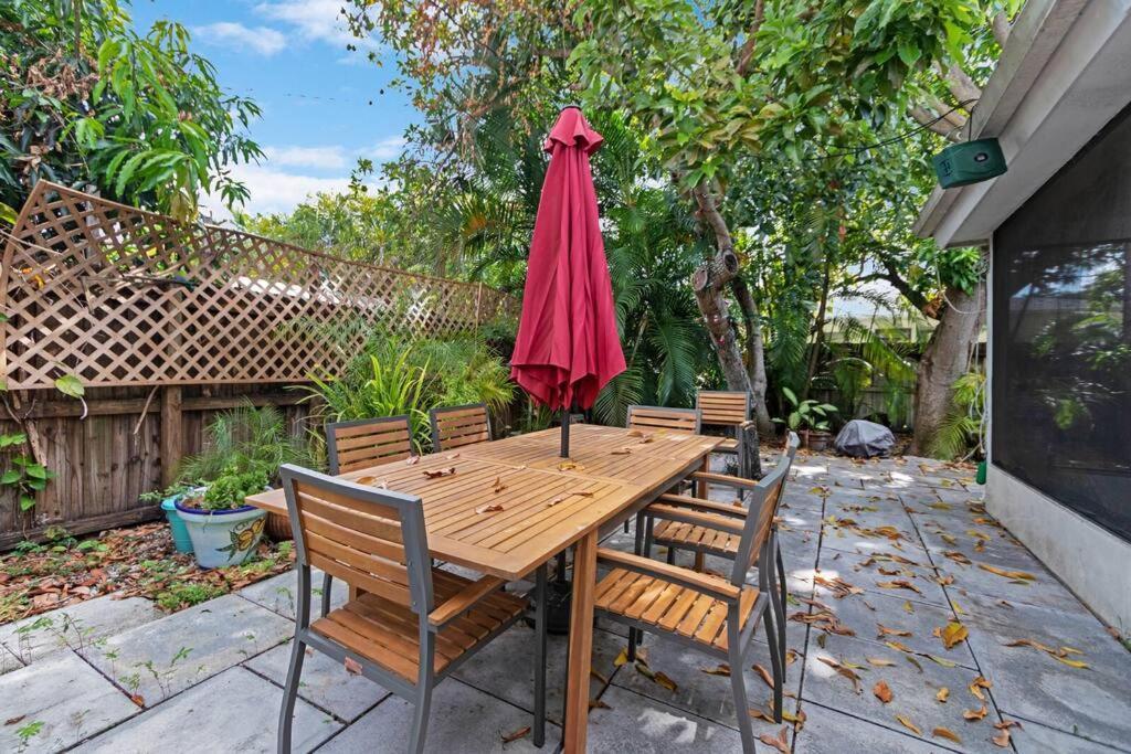 Heated Pool I Soundproof Home I Firepit I 630Mbps Hollywood Luaran gambar